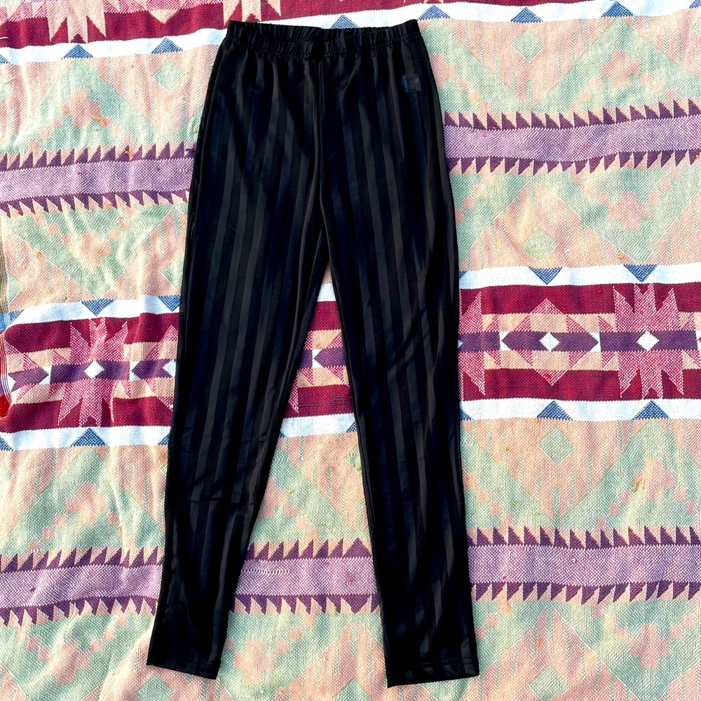 Sheer leggings size S